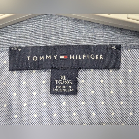 Tommy Hilfiger XL Button Down Shirt Blue With White Polka Dots Pristine - Picture 3 of 12